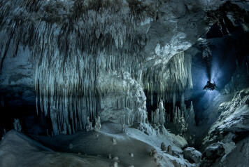 Full Cave Diver